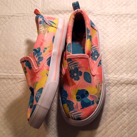 Girls Disney Slip-on Sneakers